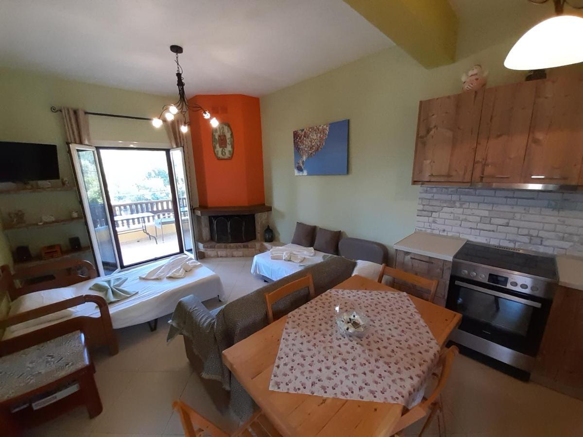 Apartmán Andri House Marathiás Exteriér fotografie