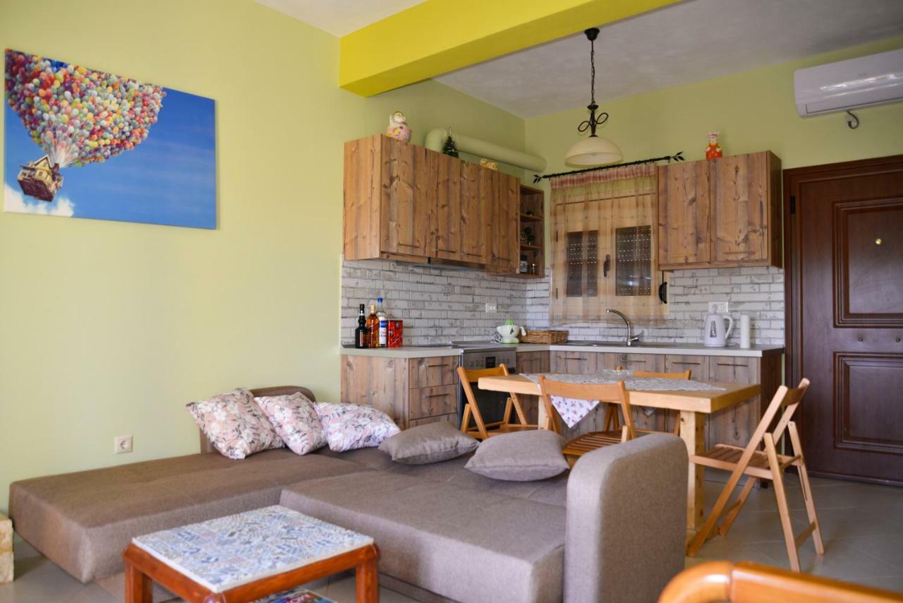 Apartmán Andri House Marathiás Exteriér fotografie
